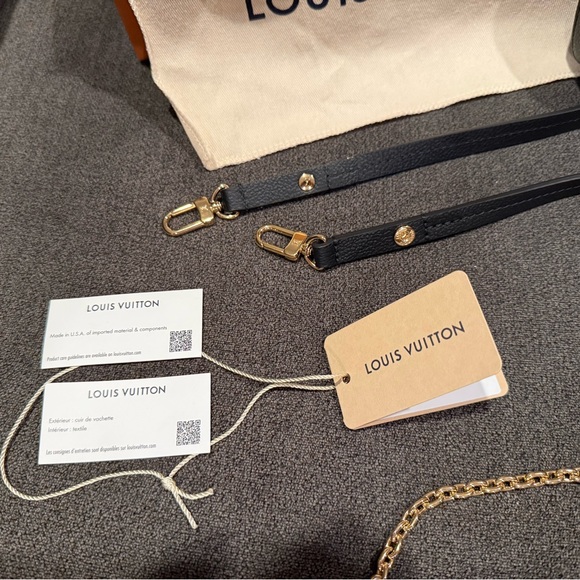 Louis Vuitton Black Monogram Crossbody Bag - Picture 6 of 15